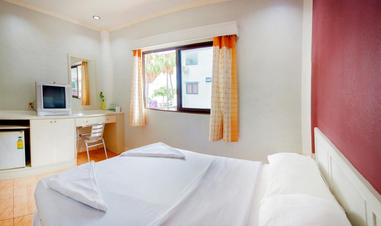 G.I Lodge Pantai Jomtien Luaran gambar