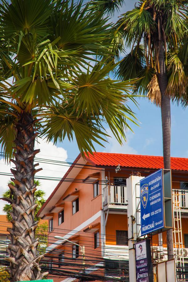 G.I Lodge Pantai Jomtien Luaran gambar